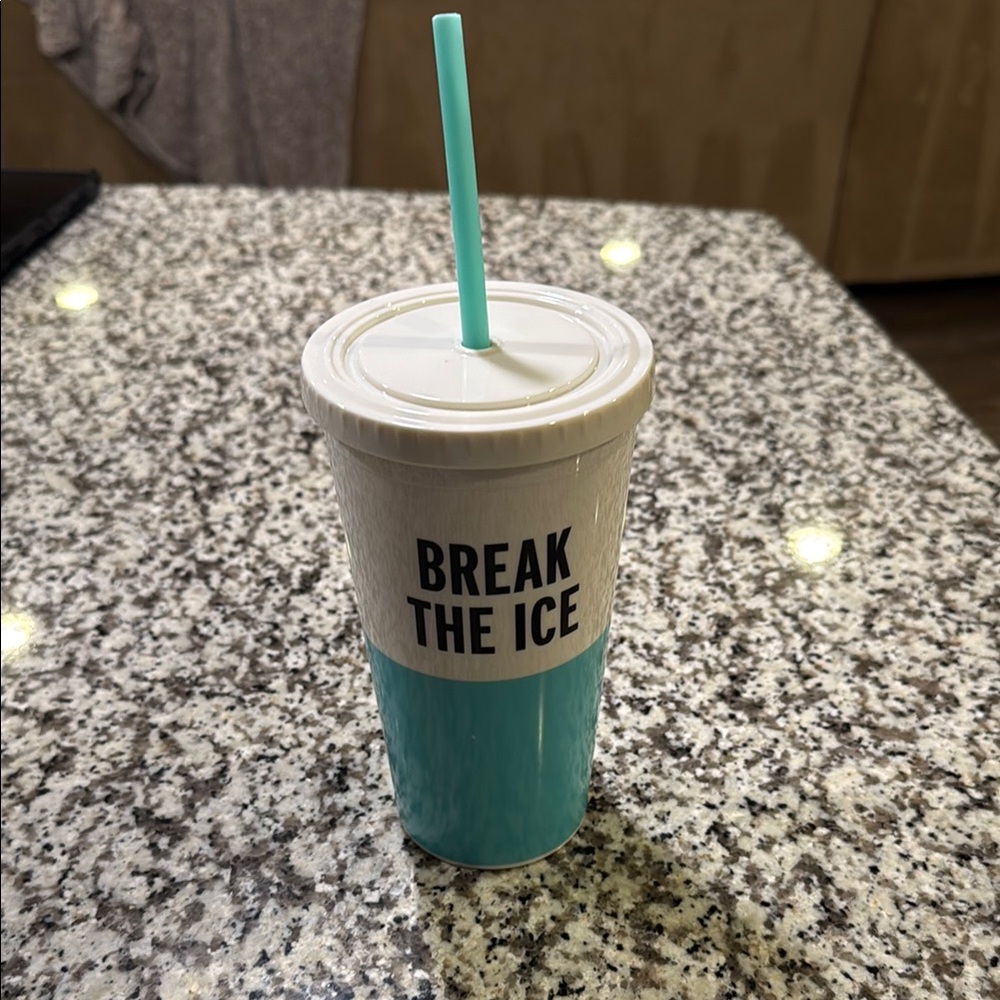 Kate Spade Break the Ice Blue and White Tumbler